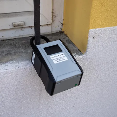 Bilocale Elegante In Centro Fonderie 15